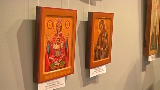 «Род священного рукоделия» в НХМ
